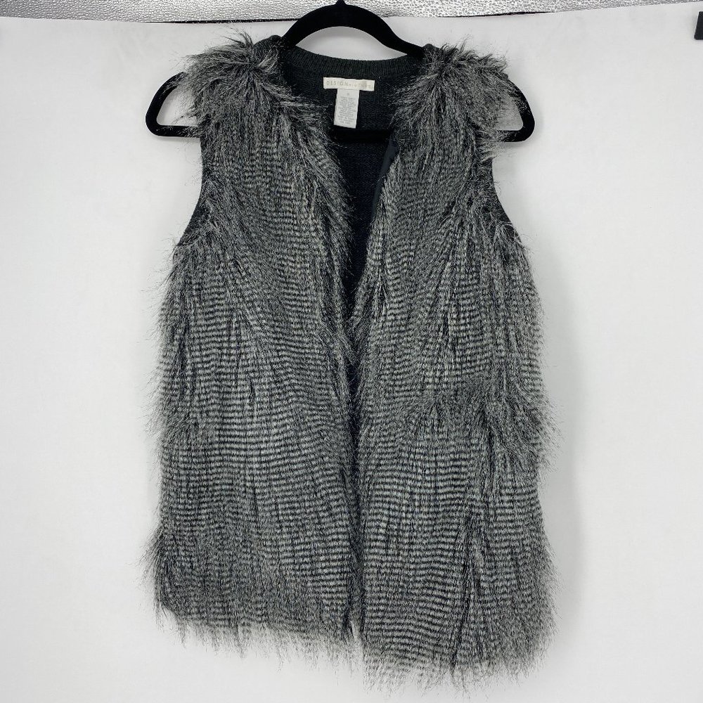 Design History | Size S. Ostrich Faux Fur Vest
